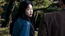 <p>BIBI akan berperan sebagai Hae Ryun, yang memainkan peran penting dalam distribusi pabrik obat Tiongkok. Hae Ryun pergi ke Korea untuk membuat kesepakatan dengan Jung Ki Chul, tapi setelah dia bertemu Park Joon Mo, dia membuat peristiwa tak terduga. (Foto: Disney+ Hotstar via Soompi)</p>
