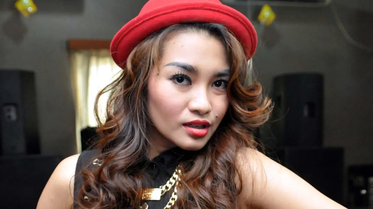 Fitri Carlina