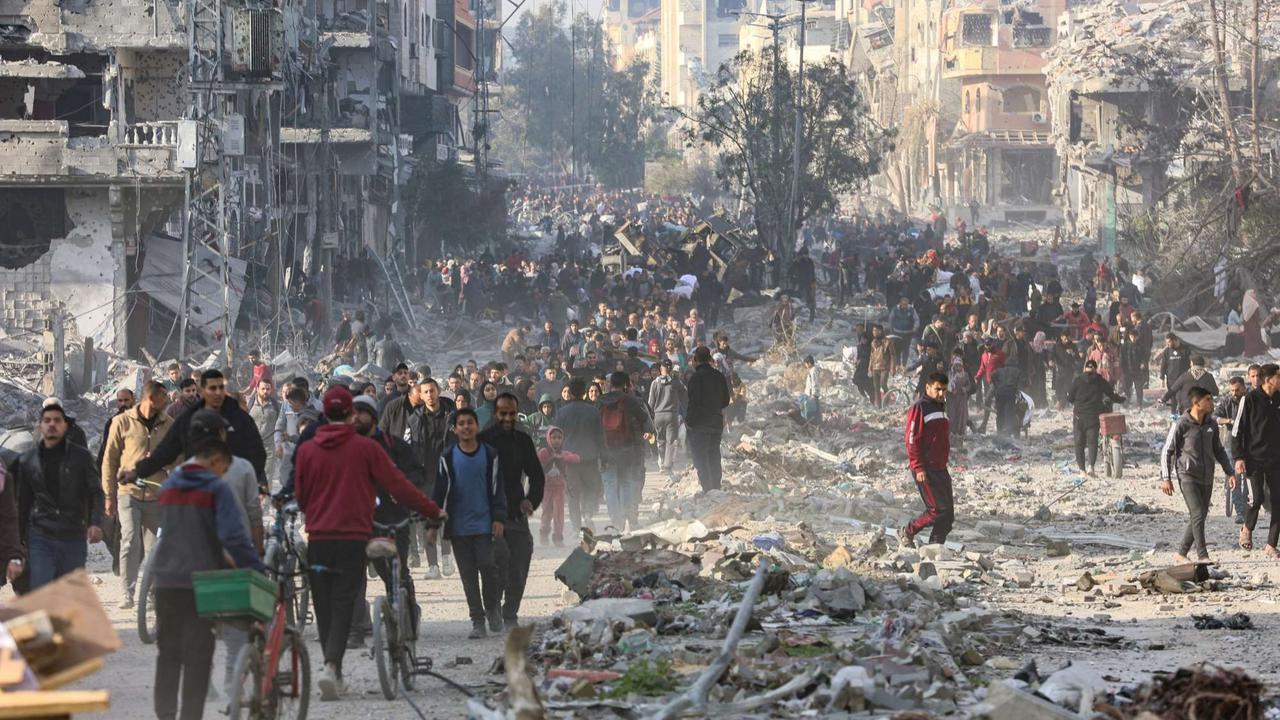 Warga Palestina yang terusir paksa Israel kembali ke Jalur Gaza Utara