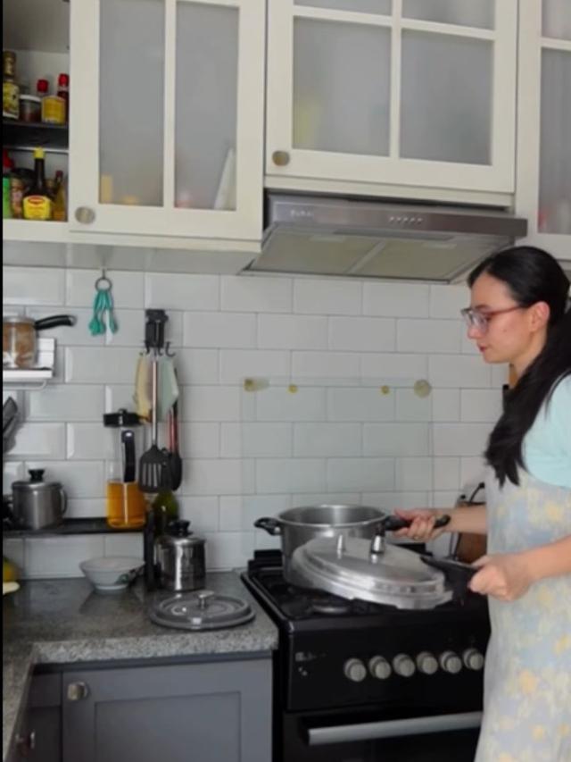 Dapur Rumah Asmirandah