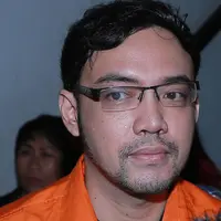 Sandy Tumiwa pasrah mendekam di penjara lantaran kasus invenstasi bodong yang menjeratnya. (Galih W. Satria/Bintang.com)