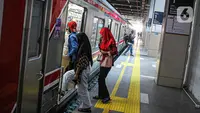 Stasiun Karet-BNI City Segera Terhubung Travelator
