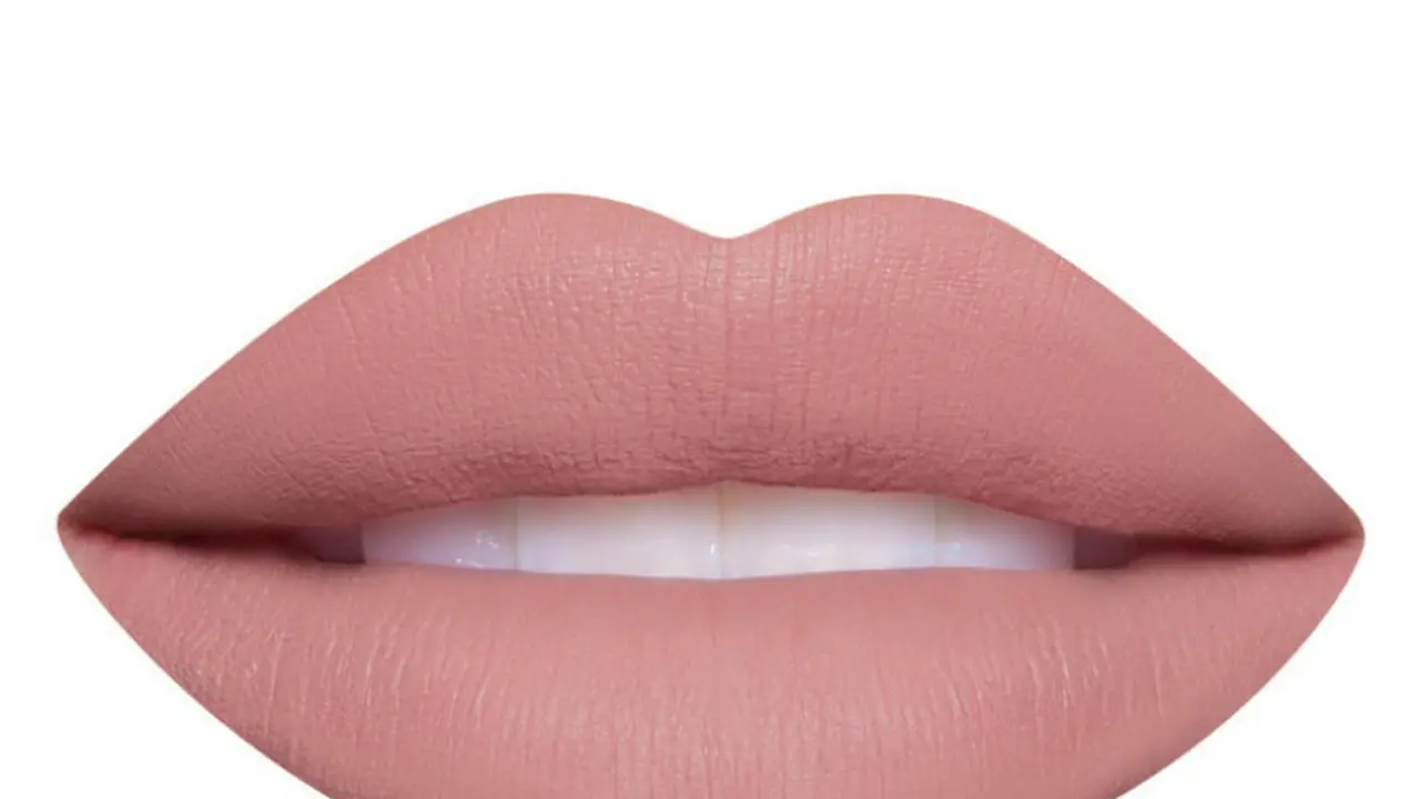 Belum tahu? Ini Bedanya Lipstik Matte dan Lipstik Creamy