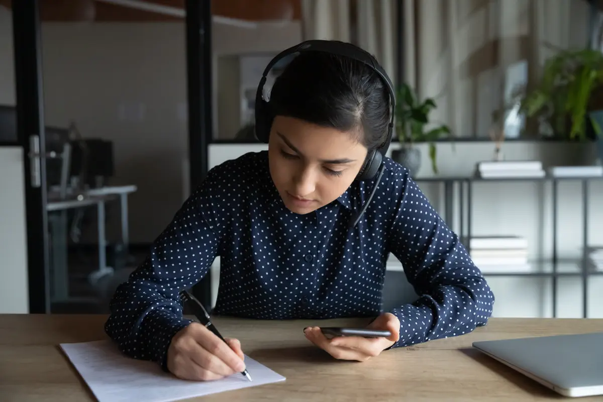 Teknologi Semakin Canggih, Ini Cara Cepat Belajar Bahasa Asing dengan Smartphone