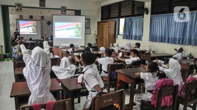 18 Agustus, Sekolah di Jakarta Boleh PJJ