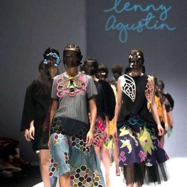 Batik Xoela Collection "WAN SOSA" by Lenny Agustin