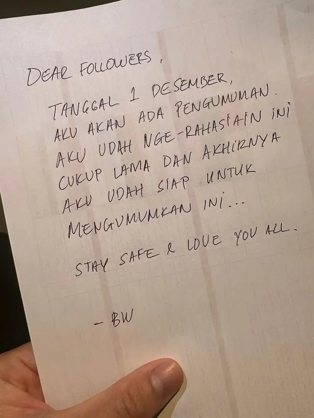 Potret Kertas Pengumuman Boy William (Instagram/@boywilliam17)