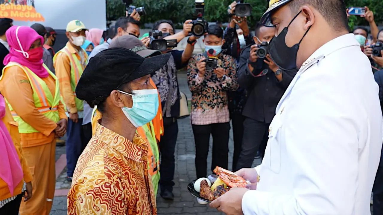 Wali Kota Medan Muliakan Petugas Kebersihan Kota pada Perayaan HUT ke-431 Kota Medan