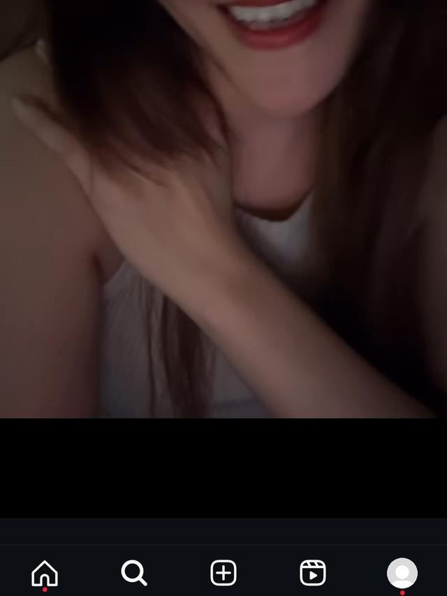 Jessica Wongso Pakai Sosmed