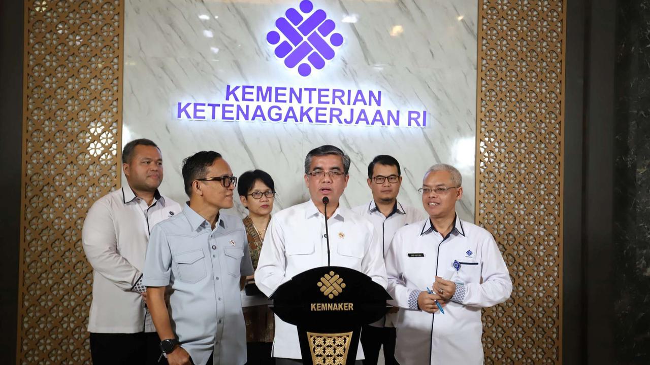 Menaker Terbirtkan SE Baru, Perusahaan Dilarang Batasi Usia dan Hapus Syarat Good Looking Bagi Pelamar Kerja