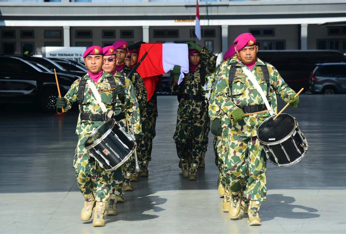 FOTO: TNI AL Kembali Laksanakan Pelepasan Jenazah Prajurit Marinir