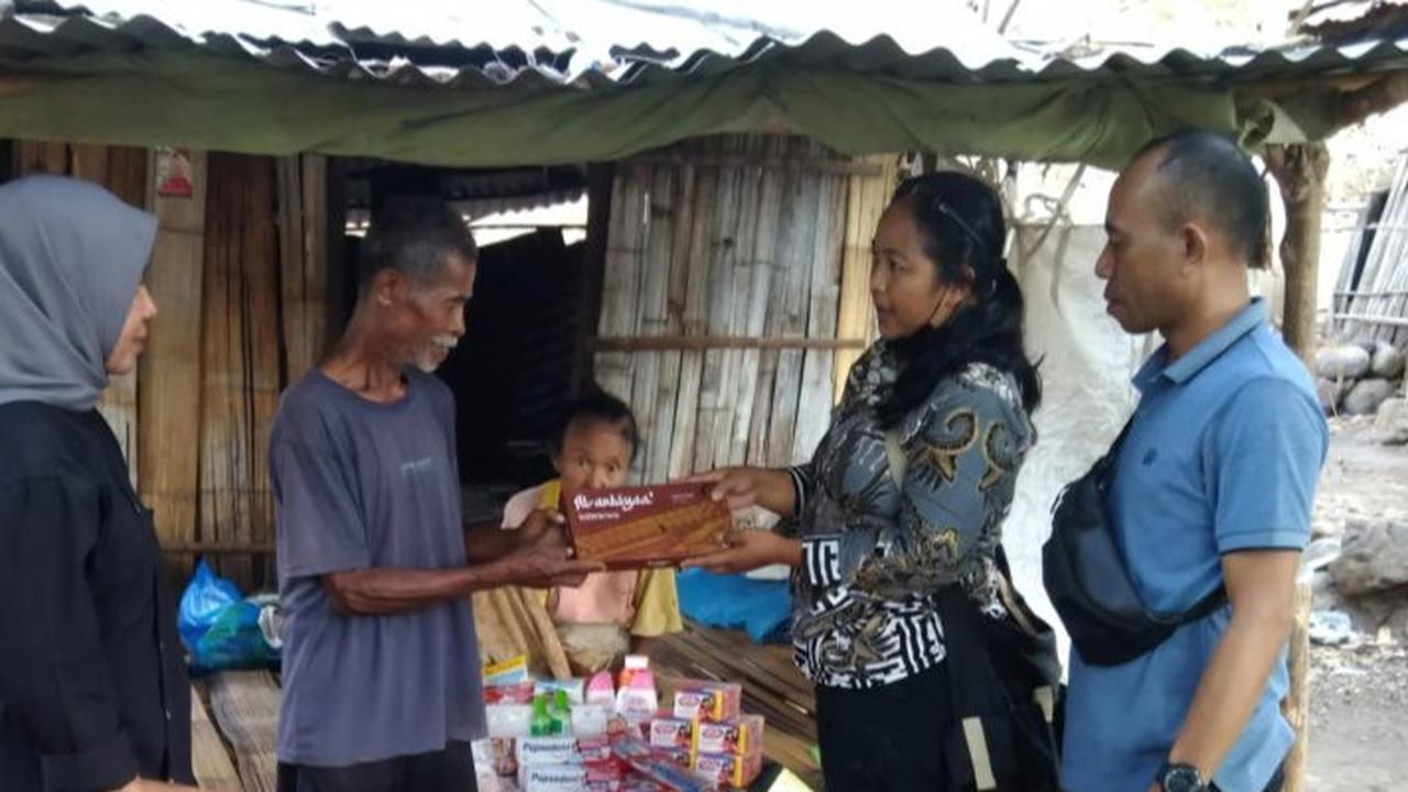 Cerita Perjuangan Lansia Buruh Tani Bertahan Hidup, Tinggal di Gubuk Reyot dan Listrik Andalkan Tetangga