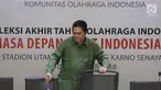 Ketua Umum KOI, Erick Thohir saat menjadi pembicara kunci pada Refleksi Akhir Tahun Olahraga Indonesia di SUGBK, Jakarta, Senin (10/12). Acara Refleksi Akhir Tahun ini juga dihadiri Ketua INAPGOC Raja Sapta Oktohari. (Liputan6.com/Helmi Fithriansyah)