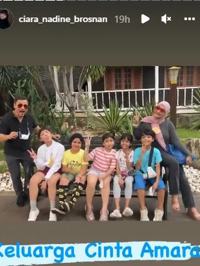 Rheina Ipeh, Ciara Brosnan dan beberapa pemain sinetron Cinta Amara berkumpul lagi (Foto: Instagram/@ciata_nadine_brosnan)