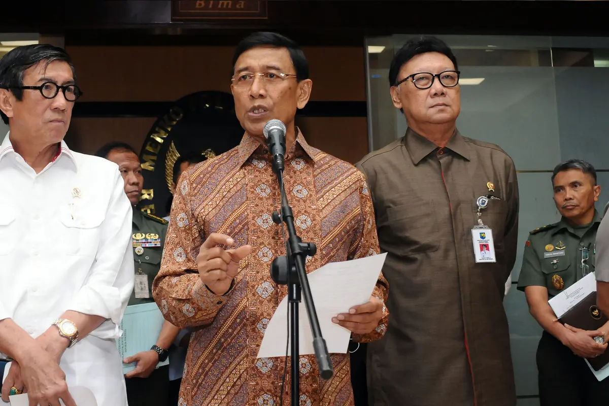 20170508-Terkait HTI, Menkopolhukam Bacakan Pernyataan Pemerintah-Tebe