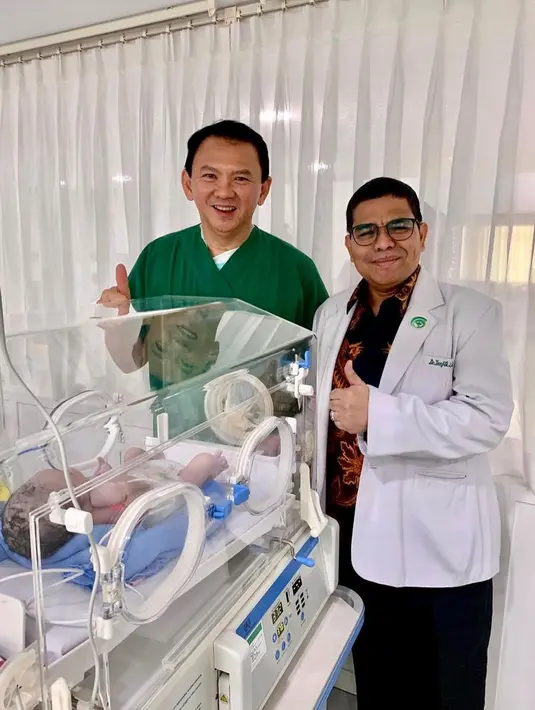 Ahok dikaruniai anak laki-laki (Instagram/basukibtp)