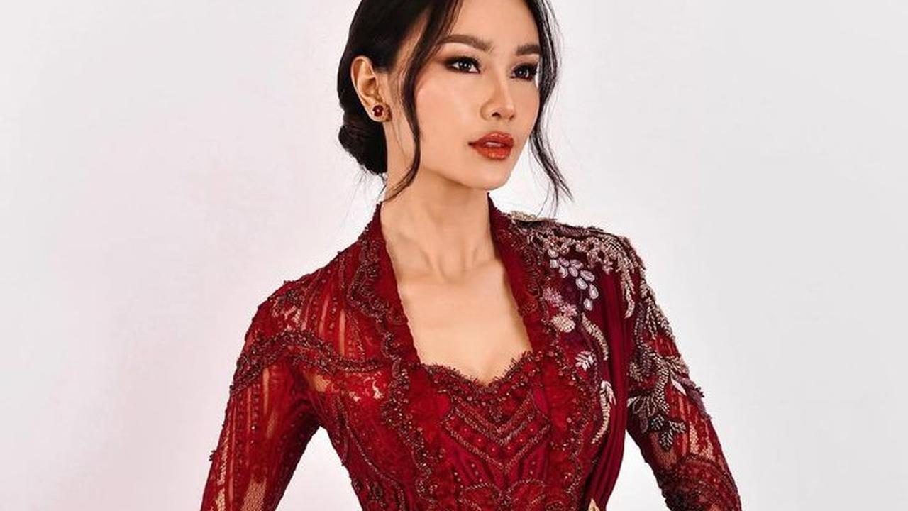 Ilustrasi Pemilihan Warna dan Bahan Kebaya Wisuda 2025 (©Pinterest)