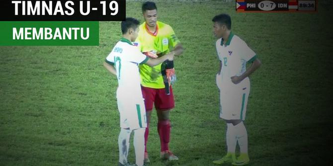VIDEO: Pemain Timnas Indonesia U-19 Bantu Striker Filipina Jadi Kiper