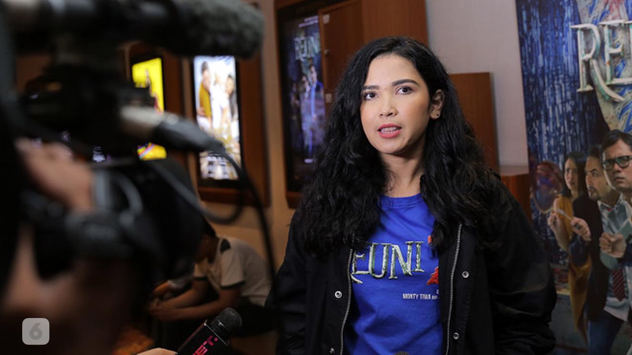 [Bintang] Dinda Kanya Dewi