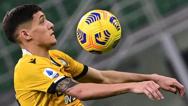 Foto: 5 Bek dengan Catatan Gol Lebih Banyak daripada Lionel Messi