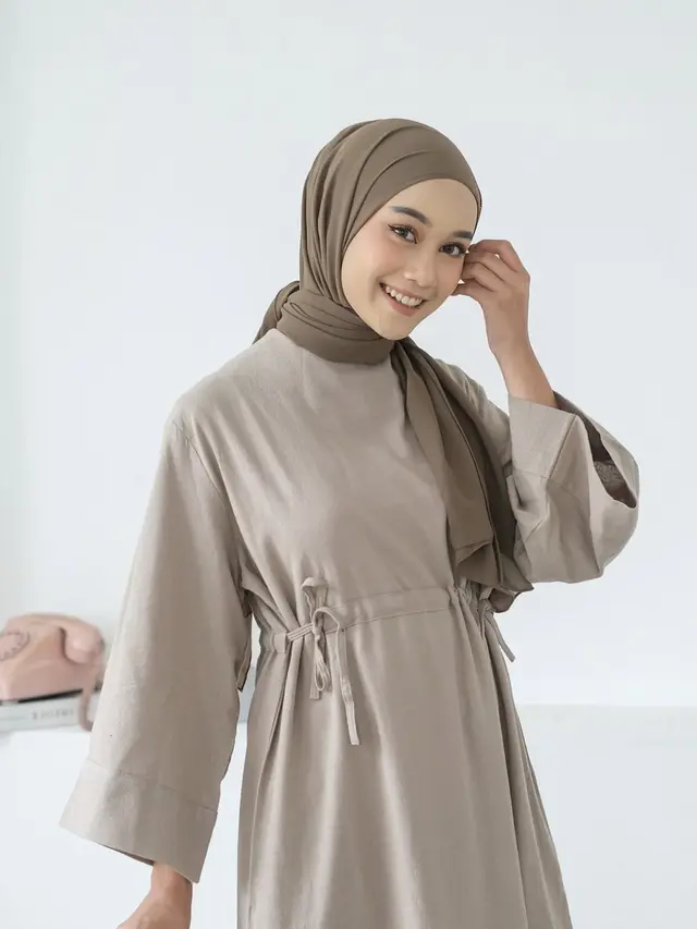 Kolaborasi PVN Shoes dan Lozy Hijab