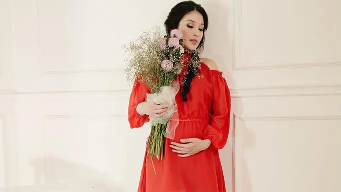 [Bintang] Sandra Dewi