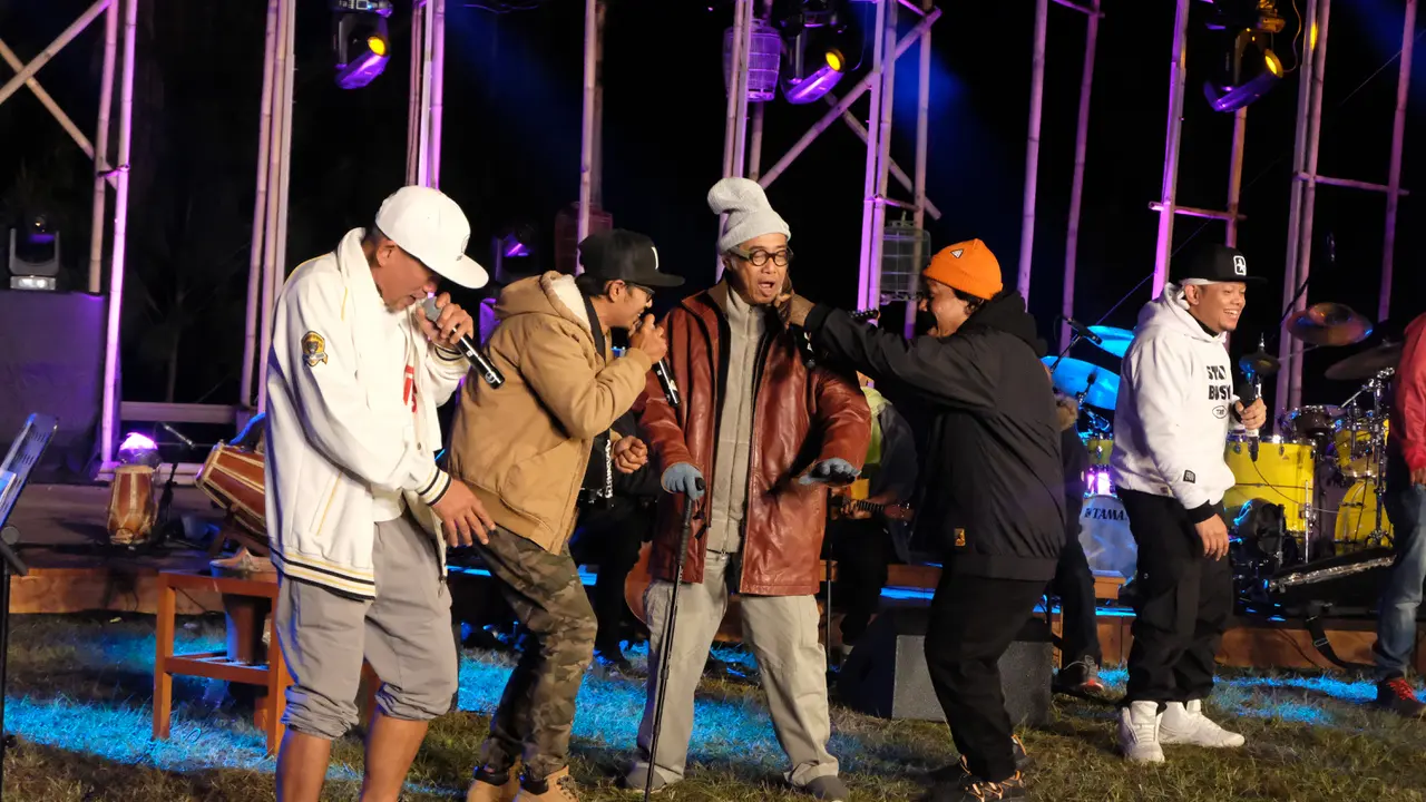 Ilustrasi Hip Hop yang Lahir pada 11 Agustus 1973