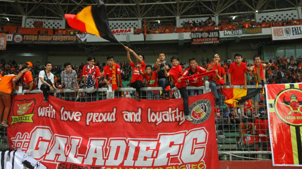 Suporter Semen Padang