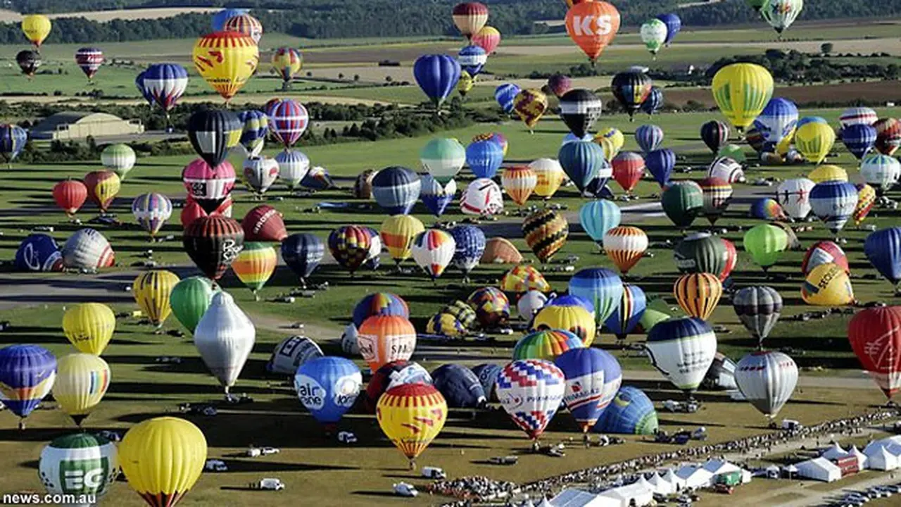 balon-udara-130806a.jpg