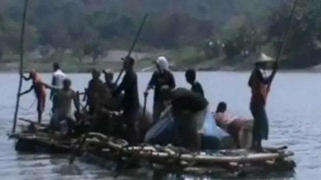 Penambang Pasir Ilegal Kabur Ditembaki Warga