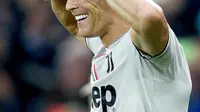 Cristiano Ronaldo menyumbang satu gol saat Juventus mengalahkan Udinese 2-0 dalam lanjutan Liga Italia, Sabtu (6/10/2018). (Stefano Lancia/Ansa via AP)