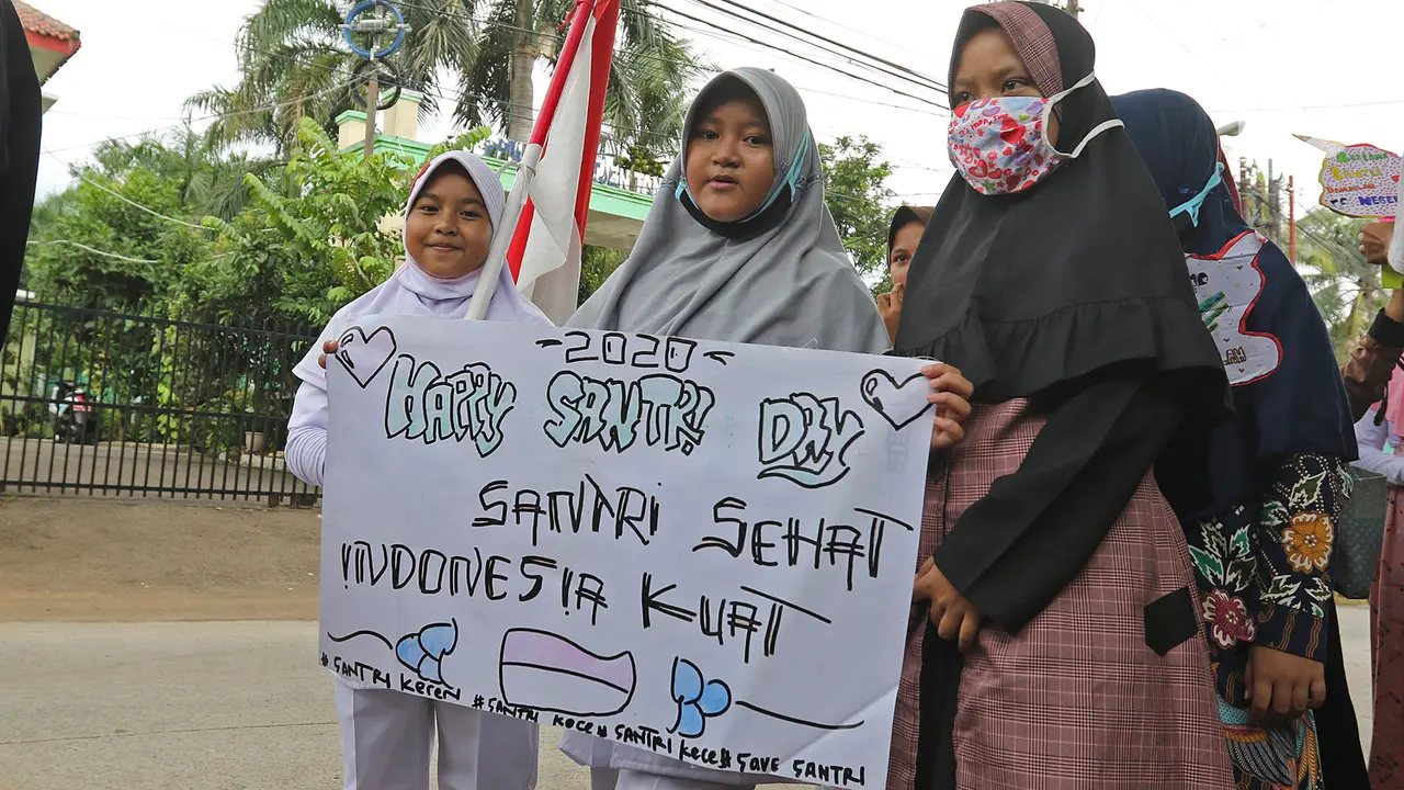 Pawai Hari Santri Nasional 2020