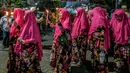 Pawai obor malam Tahun Baru Islam 1 Muharram 1447 H menjadi simbol komitmen masyarakat untuk menyambut tahun baru dengan semangat perubahan positif. (Juni KRISWANTO/AFP)
