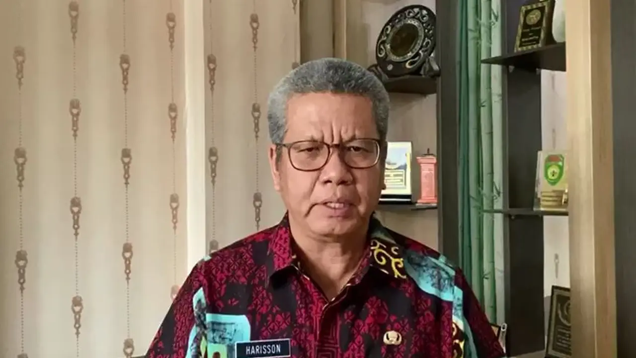 Kepala Dinas Kesehatan Kalimantan Barat Harisson mengatakan hasil uji laboratorium swab terhadap pasien pertama positif Covid-19 di Kalbar sudah dinyatakan negatif. (Foto: Liputan6.com/Aceng Mukaram)