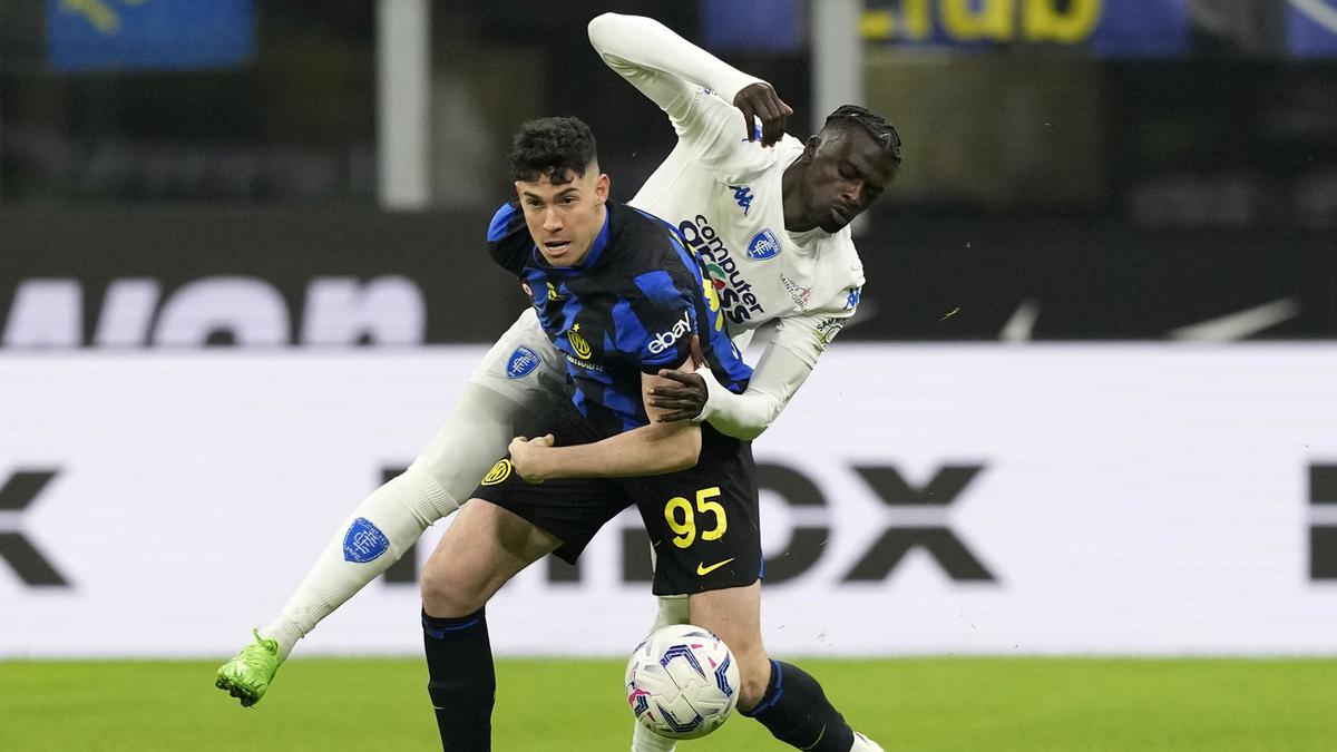 Inter Milan Ogah Jual Alessandro Bastoni, Real Madrid dan Barcelona Harus Gigit Jari