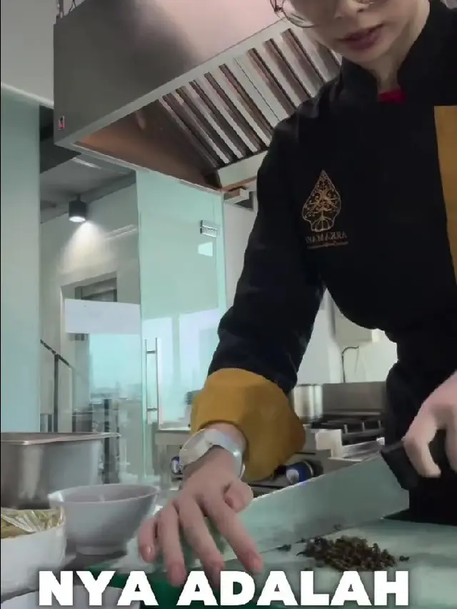 Nada Tarina Putri Kembali Ikut Kelas Memasak, Disebut Netizen Multi Talenta (credit: instagram/nada_tarina_putri)