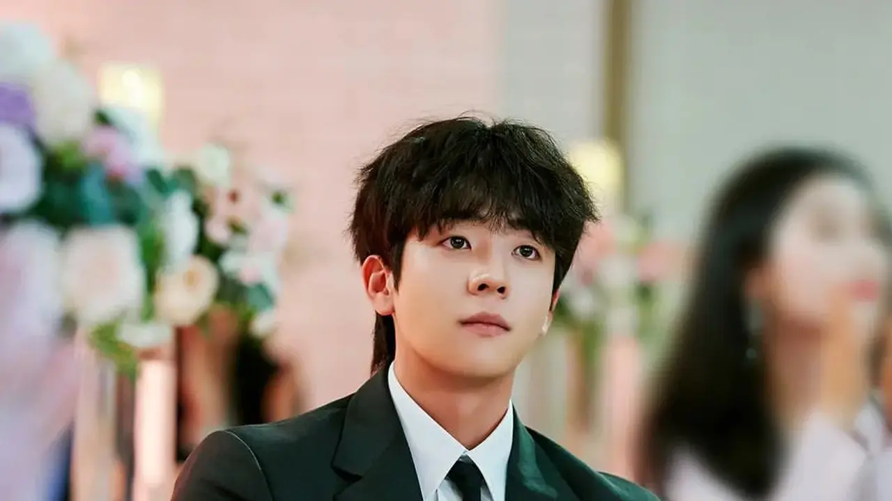 Kang Bo Geol atau Jung Ki Ho