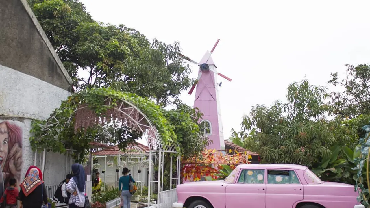 Taman Peri Bandung