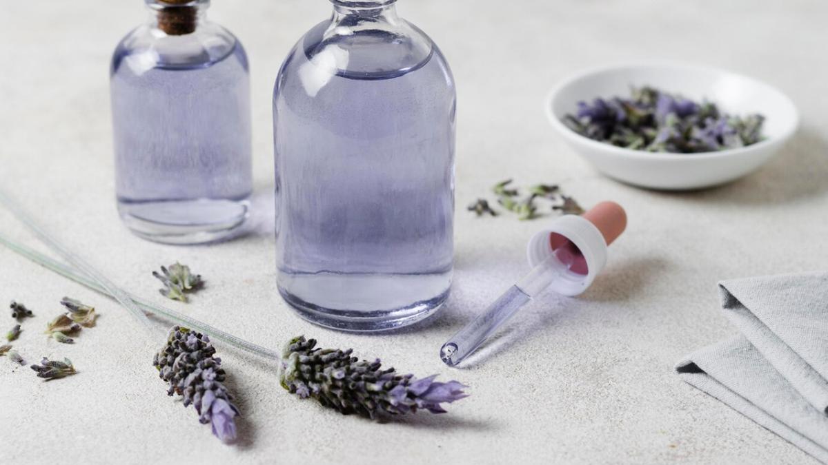 Mengapa Parfum yang Wanginya Kalem untuk Tidur Bisa Bikin Nyenyak?