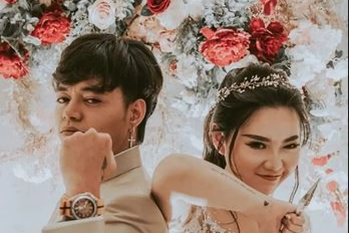 6 Momen Acara Sangjit Reza Arap dan Wendy Walters, Penuh Kebahagiaan