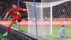 Pemain Persija Jakarta, Marko Simic, melakukan selebrasi setelah menjebol gawang Persis Solo pada laga pekan ke-31 BRI Liga 1 2023/2024 di Stadion Utama Gelora Bung Karno (SUGBK) Senayan, Jakarta, Rabu (17/4/2024) malam WIB. (Bola.com/M Iqbal Ichsan)
