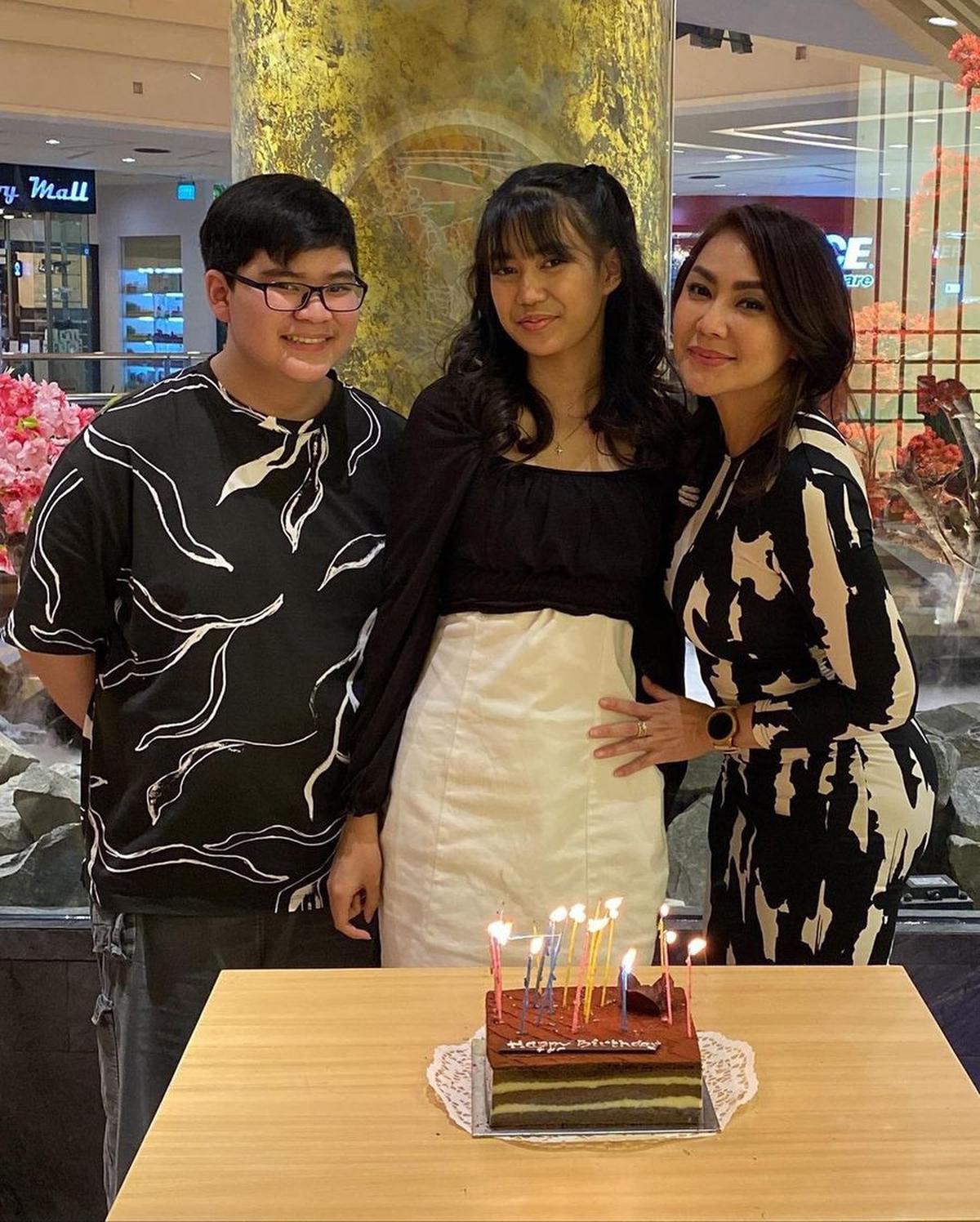 Lasha semakin  mempesona