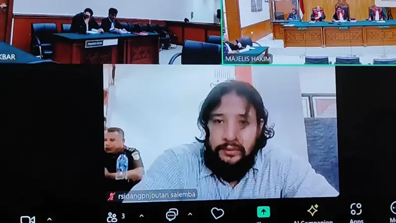 Ammar Zoni dalam sidang kasus narkoba untuk kali ketiga