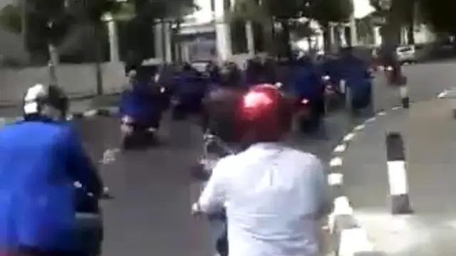 Konvoi mahasiswa