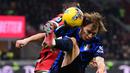Laga kedua tim kota Milan, Italia, berlangsung ketat dan sengit. (PIERO CRUCIATTI/AFP)