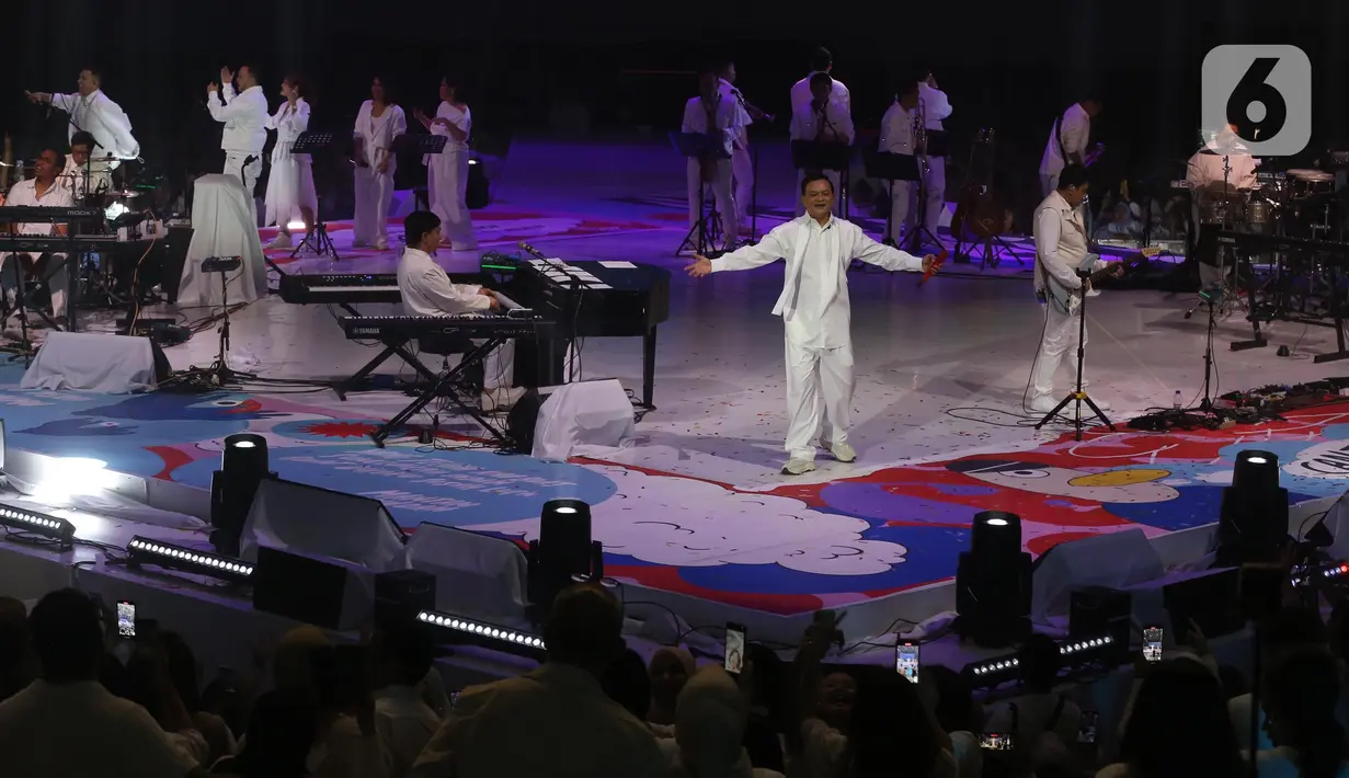 Konser Kahitna “2 Tahun menuju 40 Tahun” berlangsung meriah selama sekitar tiga jam. (Liputan6.com/Helmi Fithriansyah)