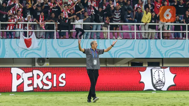 Persis Solo