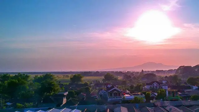Gunung Pandan di Bojonegoro Jawa Timur dari kejauhan @nganjukkotabayu