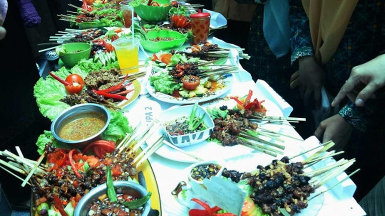 Nyate massal di Pondok Pesantren Asshiddiqiah