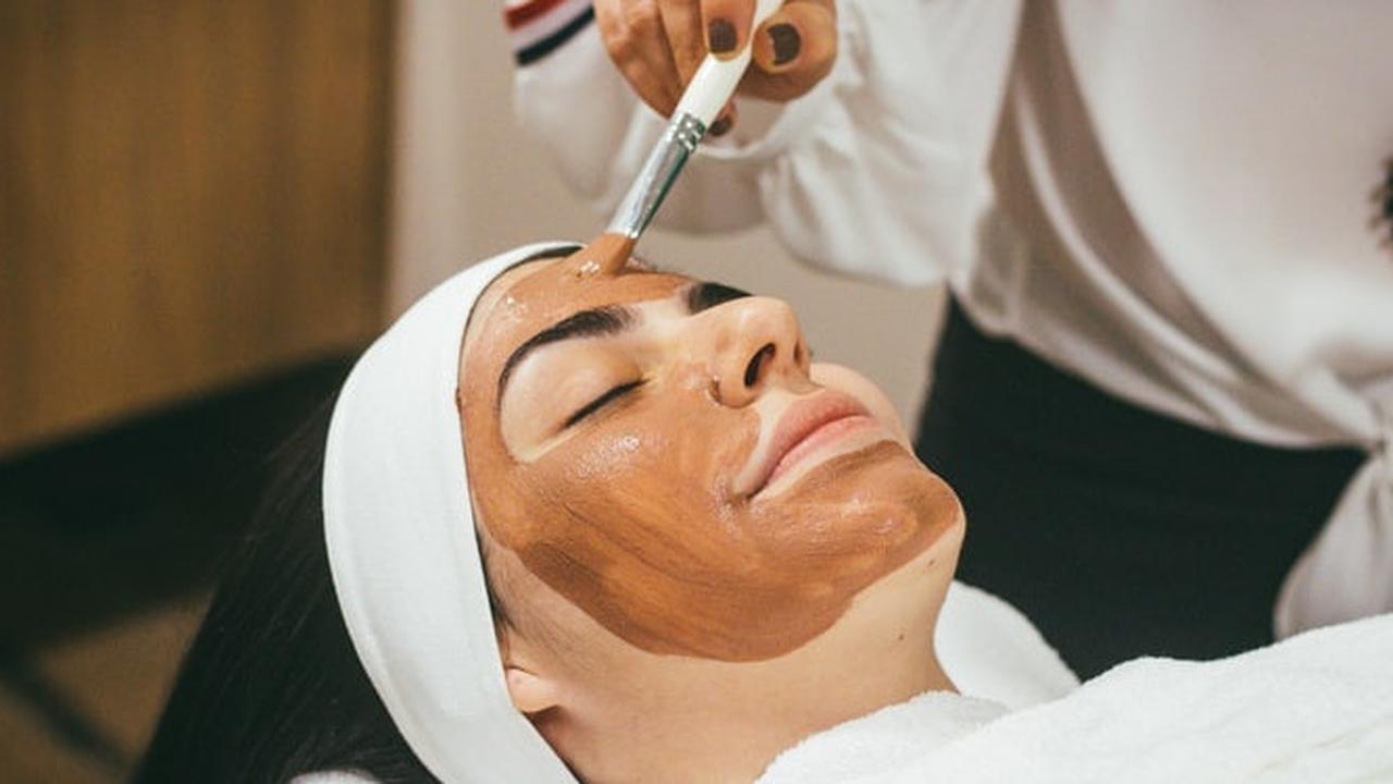 Manfaat dan Kegunaan Clay Mask, Jadi Rahasia Kulit Sehat dan Bersinar Sejak Zaman Kuno
